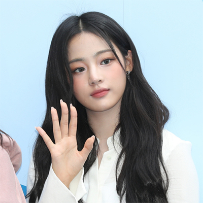 민지